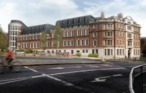 Centenary House Luxury Designer Apartment in Leeds City Centre - Image 2