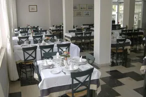 Ilis Hotel - Image 5