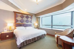 Shanghai Everbright International Hotel - Image 5