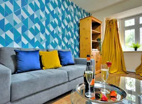 Manchester Townhouse by BEVOLVE - 4 bedrooms - Free Parking - Image 5