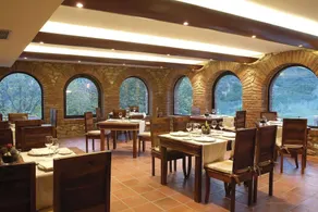 La Figuerola Hotel & Restaurant - Image 4