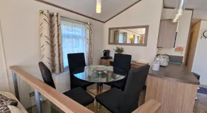Rainbow lodge, Green Lawns, Selsey - Image 4
