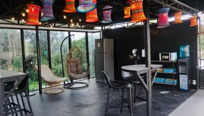 Sunset Paradise Hostel - Image 4