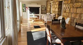 Cleopatra Mountain Farmhouse - Image 3