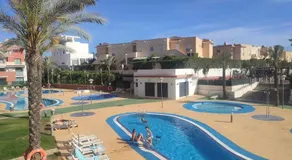 Vera playa Puerto Rey Mar, piscina y ubicación inmejorable - Image 3
