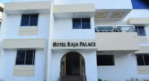Hotel Raja Palace - Image 4
