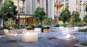 Luxury Sky High Apartment with Pool Gym & Parking - Image 5