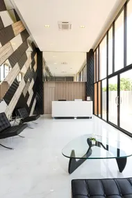 Capetown Sriracha Residence - Image 3