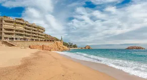 Tossa de Mar Beach - Image 4