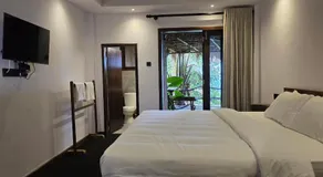 Falcon Villas - Image 2