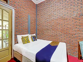 OYO Homes 91150 Desa Wisata Samiran - Image 2