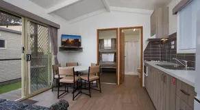 Warrnambool Motel and Holiday Park - Image 3