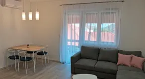 Éva Apartmanház - Image 2