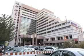 Le Grande Plaza Hotel - Image 1