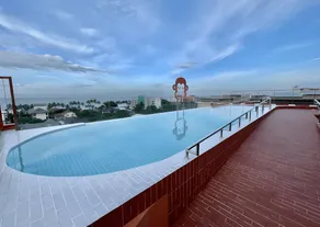 Blu Monkey Hub and Hotel Bangsaen - Image 2