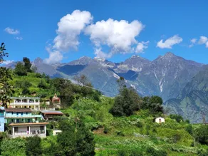 Hanging Glacier Homestay Auli - Image 4