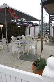 Ummen Hotel&Restaurant - Image 4