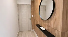 Elegant Apartment with Modern Design - Image 5