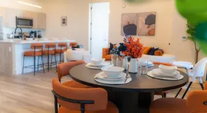 Vibrant Visit 4BR, 4bath, Park 2cars FREE| 20% OFF - Image 5