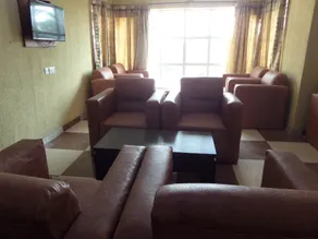 Fatty K Hotel and Suites - Image 3