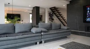 Luxury Loft I Pool, Whirlpool & Sauna I Close to Munich - Image 2