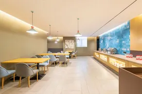 Aishang Hotel (Dalian Railway Station Russian Style Street Branch) - Image 4