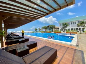 Aria Resort- Căn hộ nghỉ dưỡng tầng 8 hướng biển, hồ bơi sát cạnh bãi tắm riêng (miễn phí) - Image 2