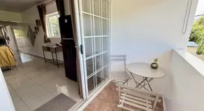 Manohiti apartment Easy Tahiti Stay Fast Wi-Fi Kitchen Terrace & carpark - Image 4
