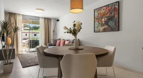 ViVi Homes - Cosy Beach Pool, Gym & Beach - Image 3