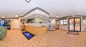 Five Star Inn Burleson - Image 4