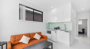 Lovely Studio Close to Cabramatta & Liverpool City - Image 2