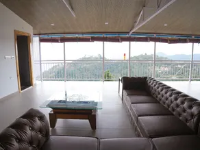 The Glass House Gethia - Image 2