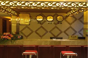 Huayu Business Hotel - Image 4