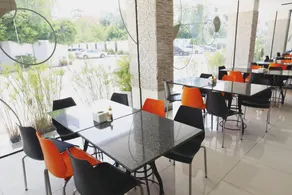 Leenova Hotel - Image 3