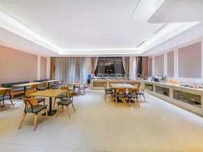 Vienna Hotel (Yanshan Qidu International Store) - Image 4