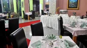 Hotel Gold - Image 3