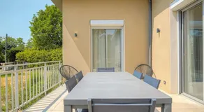 Joli T3 avec terrasse et parking, Écully - Image 4