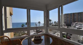 Fantastic studio - beachfront - Image 4