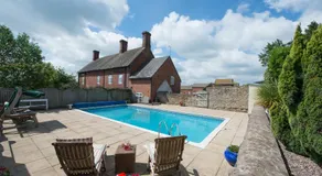 Cart Shed Cottage - Image 2