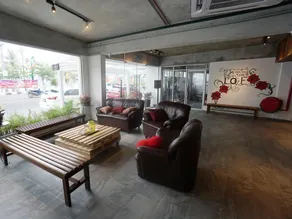 Riverine Garden Hotel - Image 4