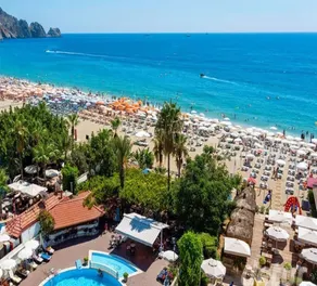 Azak Hotel - Image 5