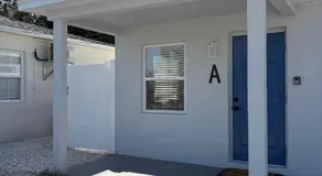 Beachside Blue Escape, Steps to Beach, Walkable Area!!! - Image 3