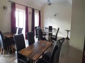 Standard Twin Room - Image 3