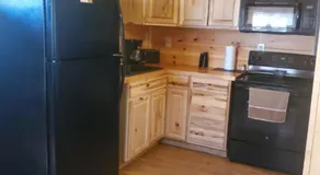 The Frontier - An Amish Built Deluxe Cabin - Image 3