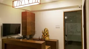 Hotel Cozy Inn - Image 5