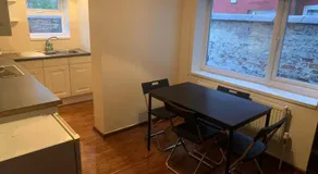 3/4 Bedroom House - Image 3