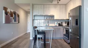 Modern Apt with Harbor Views - Image 5
