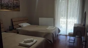 Georgia's Sweet Home - Image 2