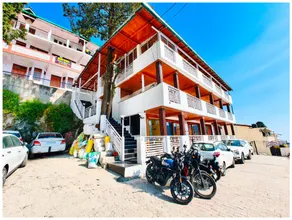 Goroomgo Sangeeta Paradise Mall Road Nainital Near Naina Devi Temple - A Premium Lake View Balcony R - Image 5
