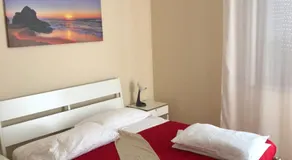 Moon River Guest House - Image 2
